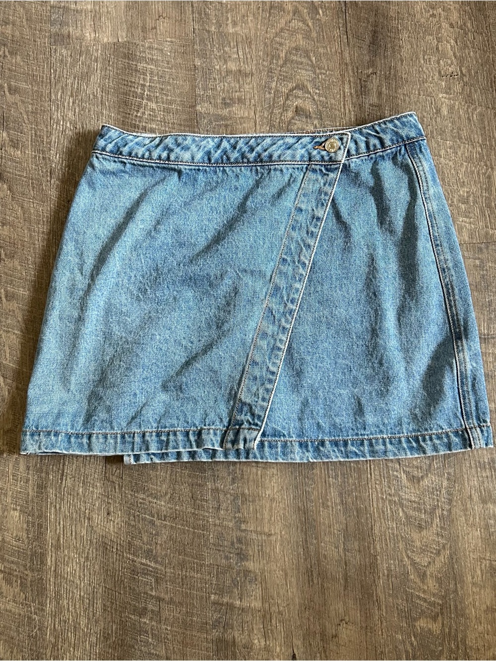 Forever 21 Light Blue Denim Wrap-Front Mini Skirt Size L 100% Cotton